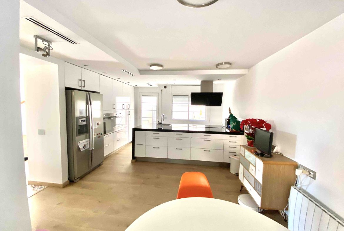 Espectacular chalet en Cambrils con piscina privada
