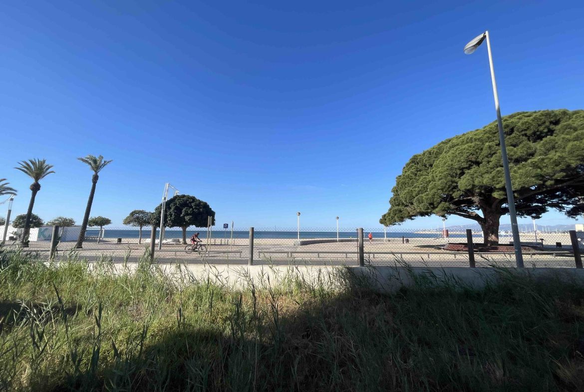 Terreno Frontal al mar Pi Rodó Cambrils