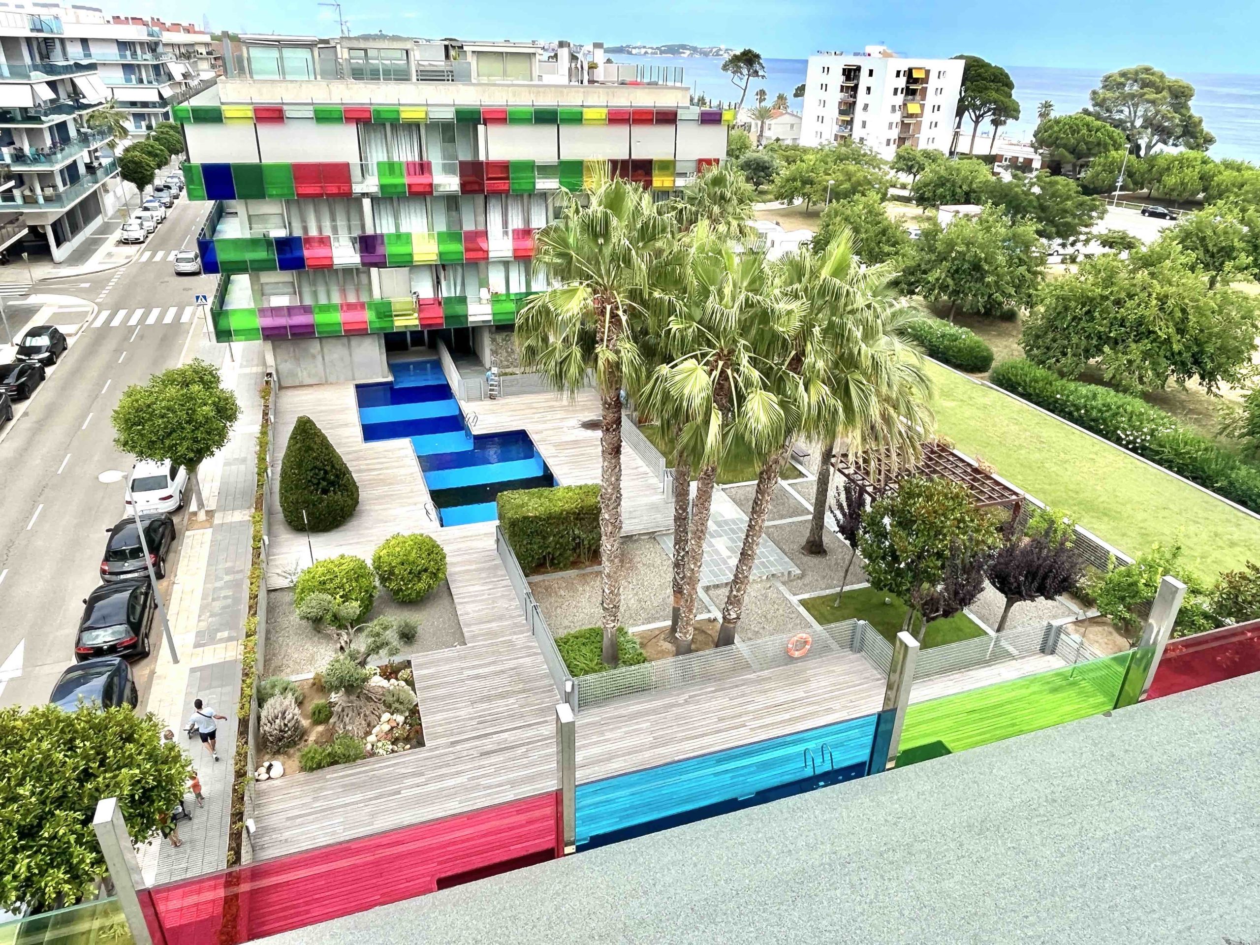 atico-lateral-en-cambrils-con-vistas-al-mar-edificio-thalassa-foto22 Espectacular Ático Edificio Colores Thalassa Cambrils