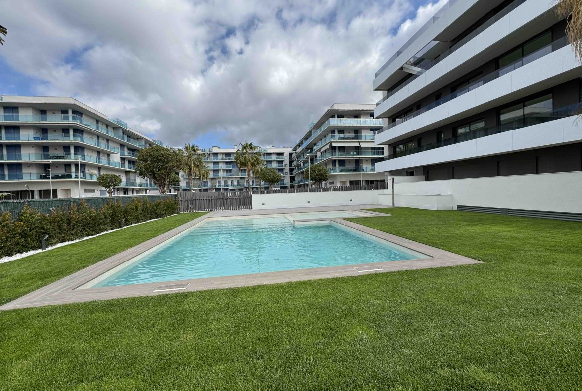 Ático Edificio SUMMUM frontal al mar Cambrils