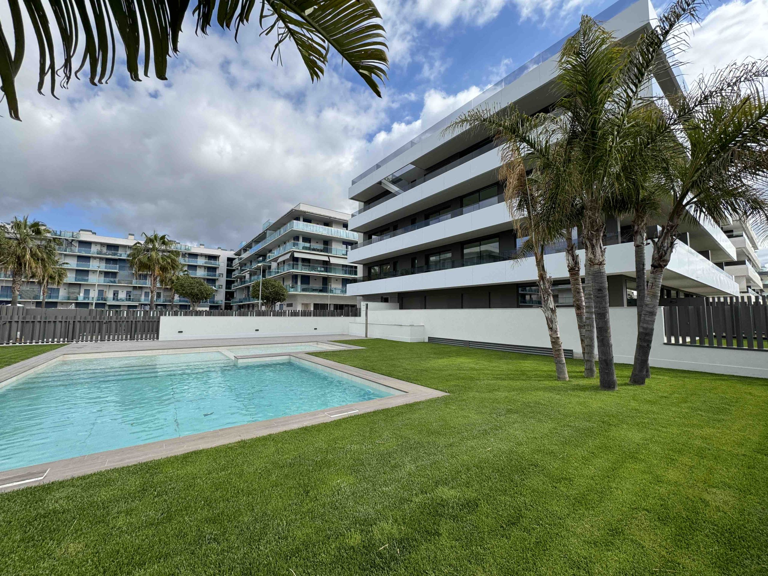 Ático Edificio SUMMUM frontal al mar Cambrils