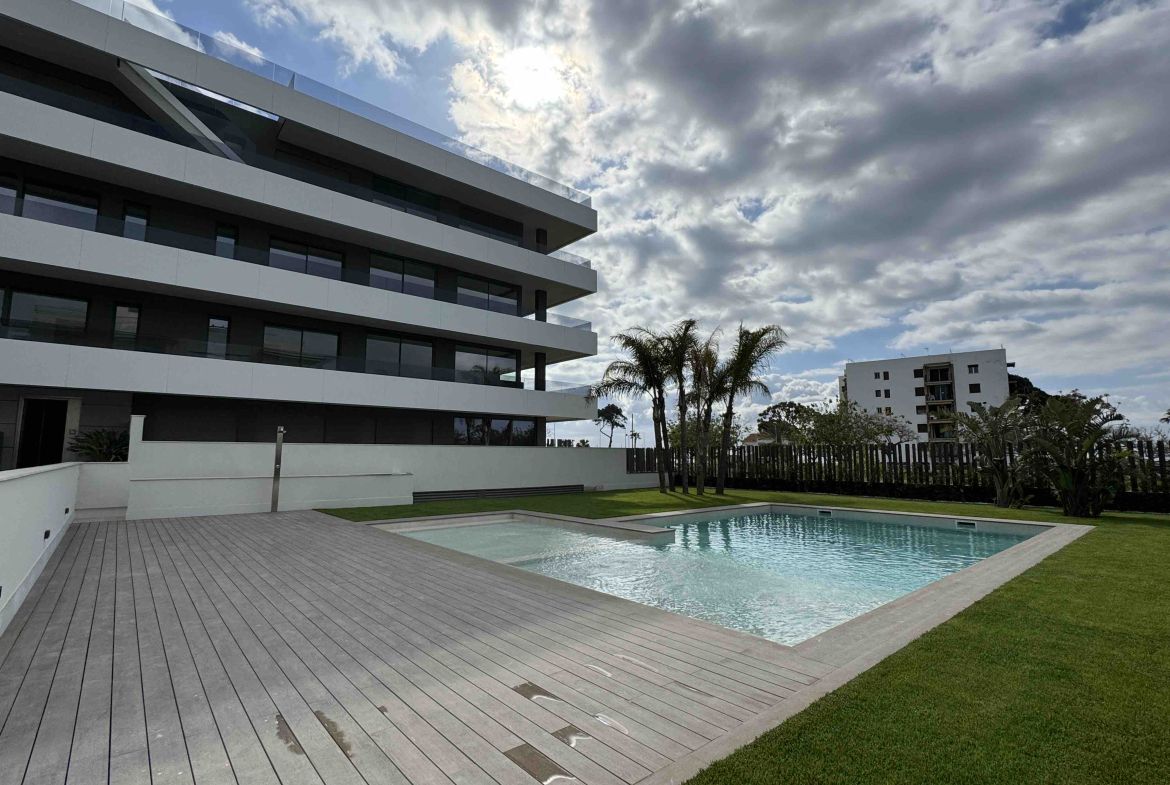 Ático Edificio SUMMUM frontal al mar Cambrils