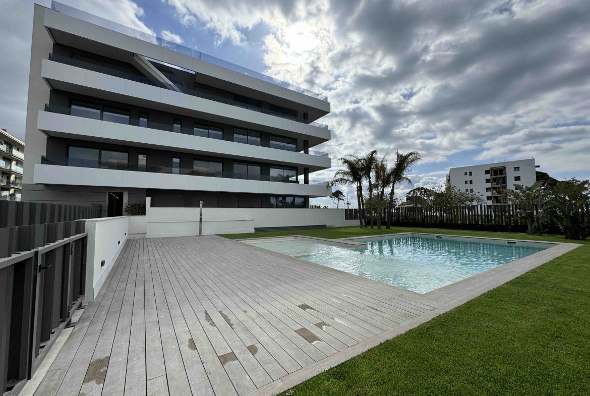 Ático Edificio SUMMUM frontal al mar Cambrils