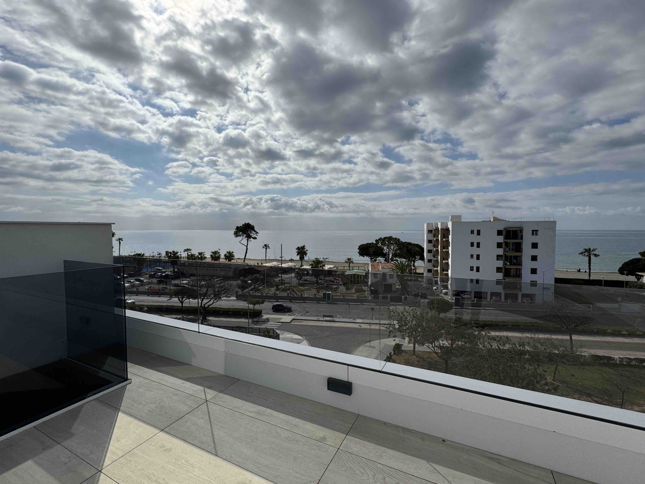 Ático Edificio SUMMUM frontal al mar Cambrils