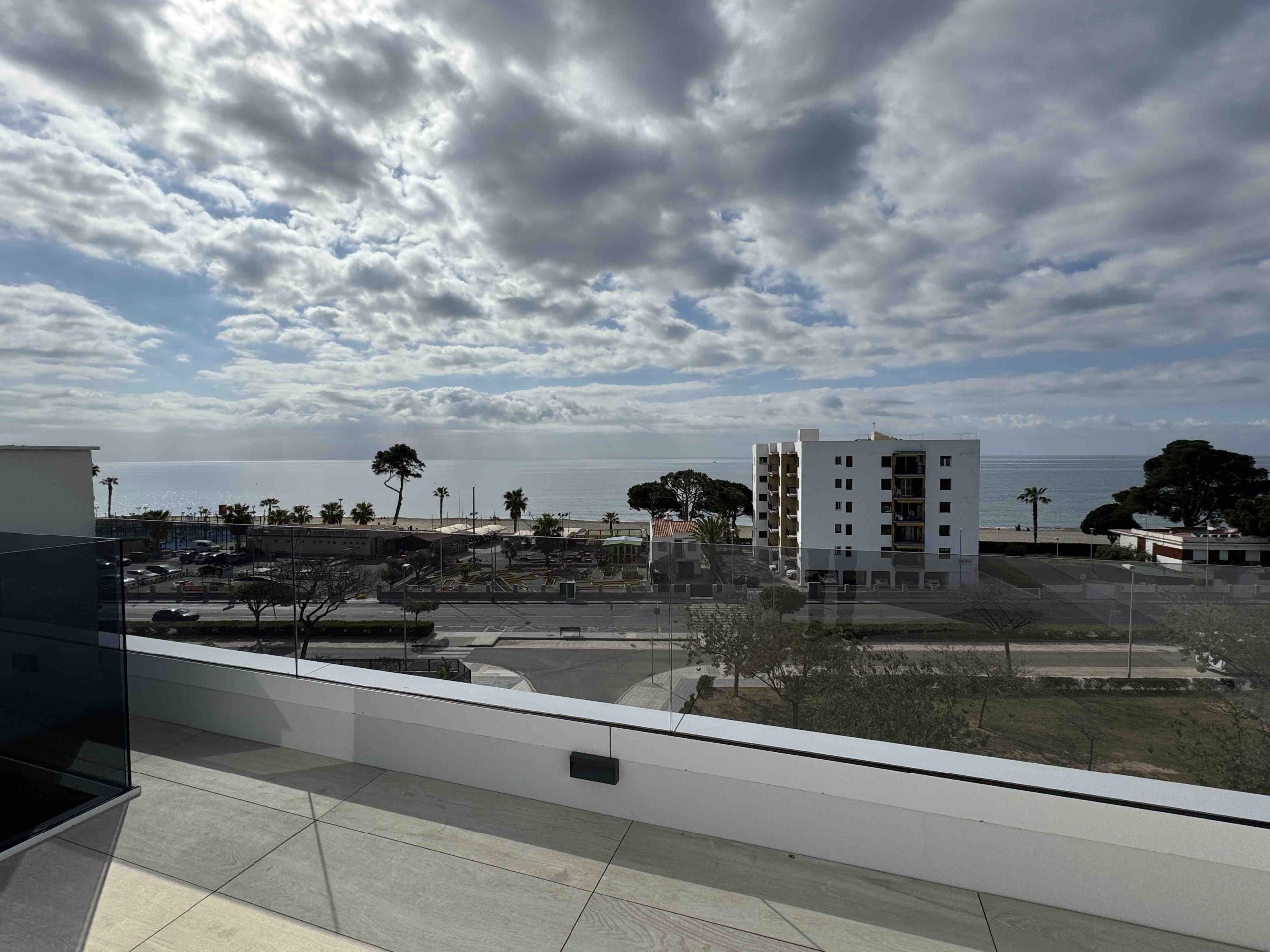 Ático Edificio SUMMUM frontal al mar Cambrils